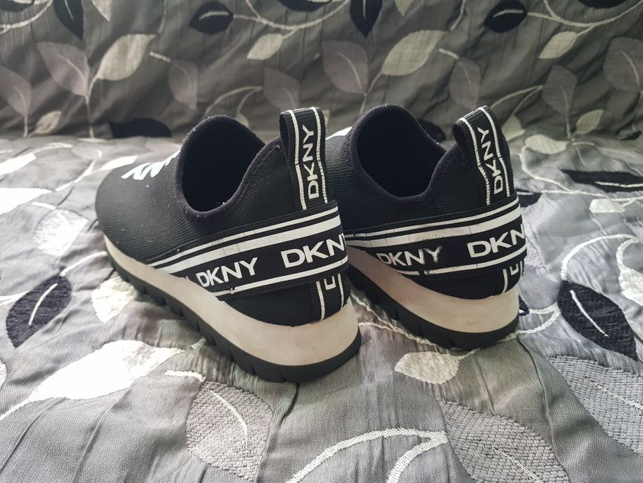 Wysyłka olx.Buty DKNY 39.5 damskie