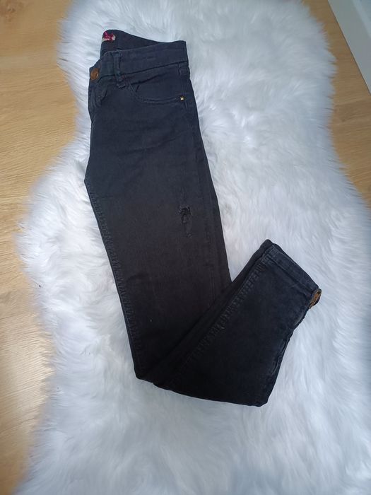 Czarne skinny rurki