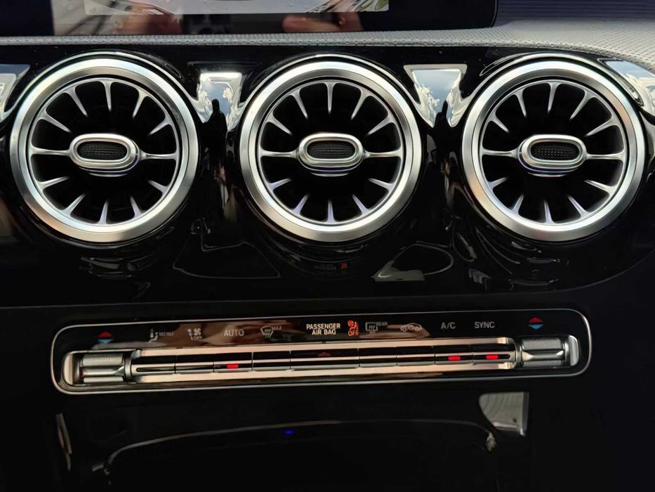 Mercedes-Benz A-Class 220      2021