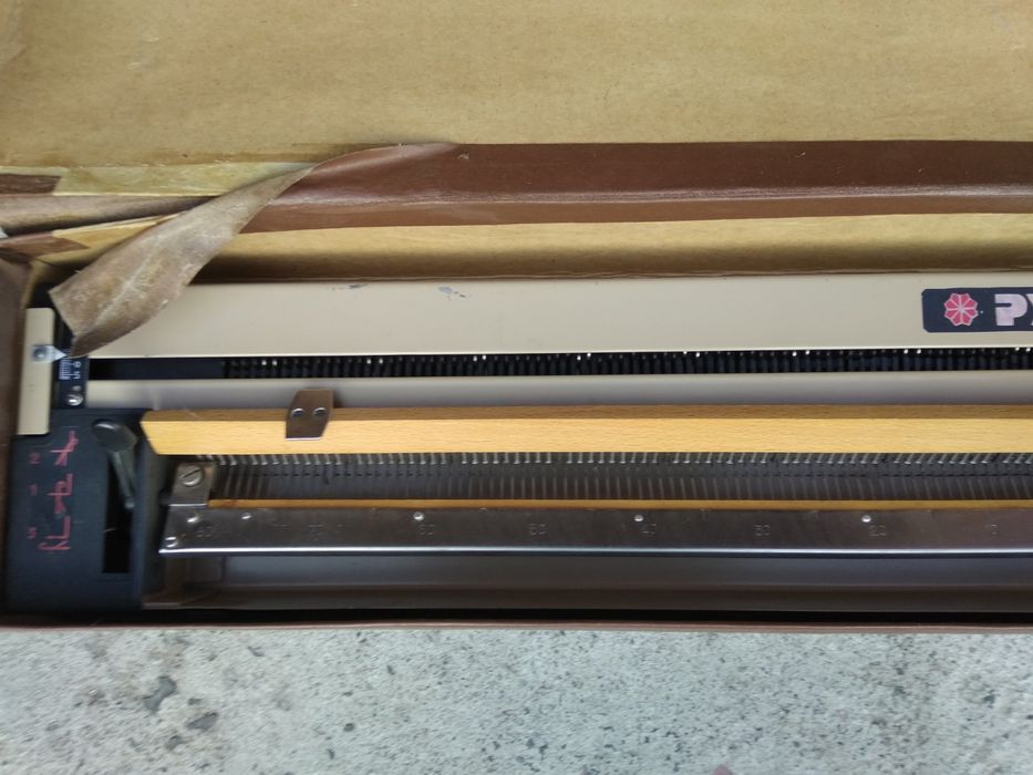 Вязальная машина