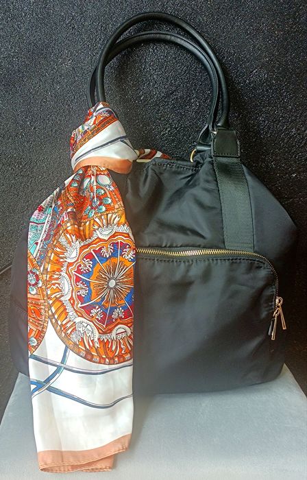 Orientalna chusta z jedwabiem – żywe kolory, wyjątkowy wzór!