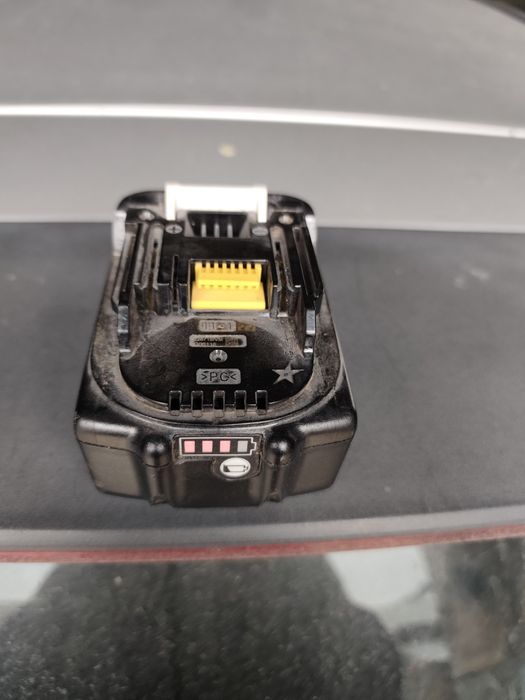 Bateria Makita 3.0 AH 18V