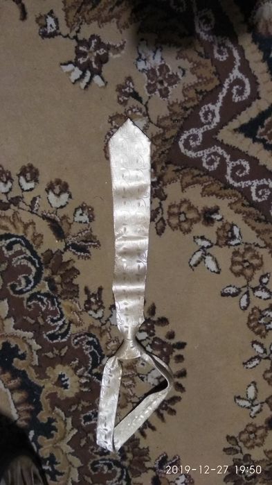 Мужской галстук