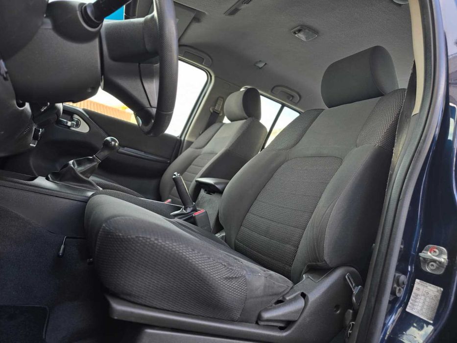 Nissan Navara D40 2.5Dci 190Cv "Full Extras"