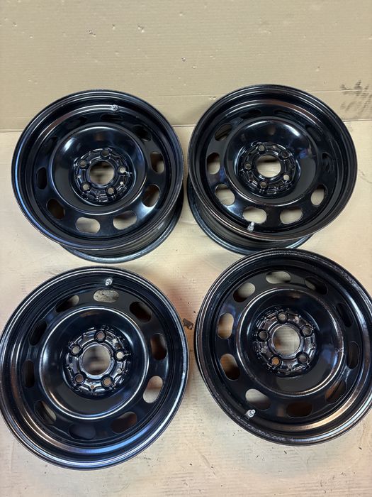 5x120 BMW TPMS 7Jx16 72,6 IS47 felgi stalowe e90 e87 er1 er3