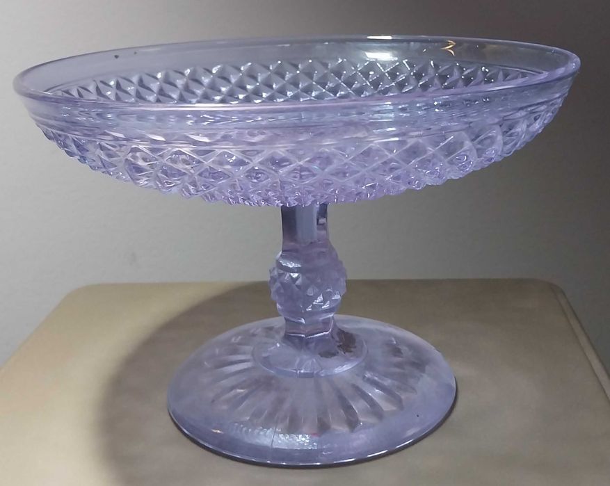 Taça de vidro trabalhado