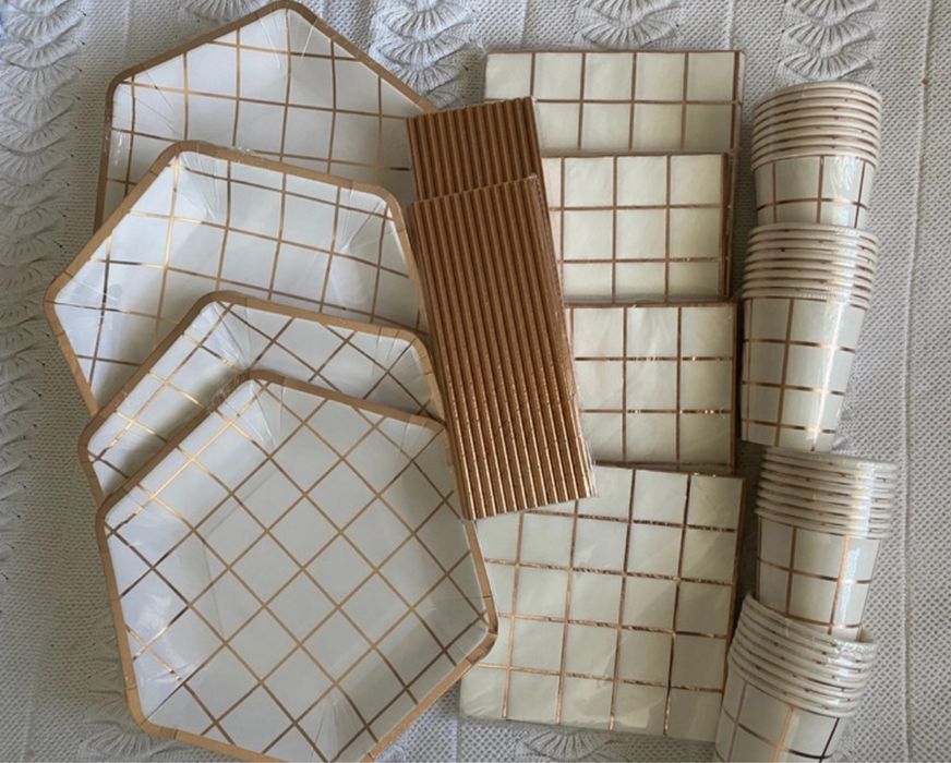 Diversos Conjuntos prato e copo