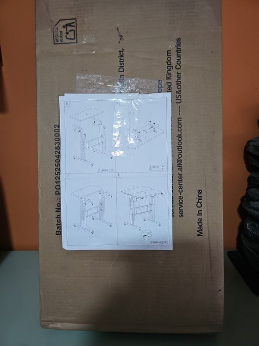 Secretária Preta completamente nova em caixa