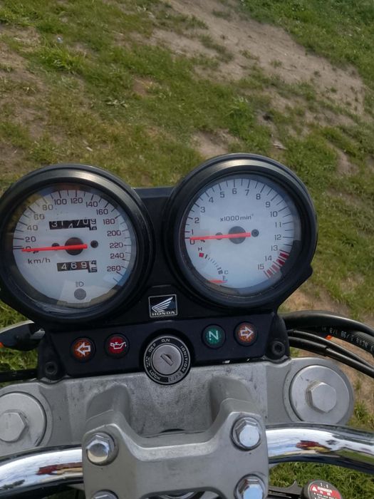Honda CB600F  PC34 i Suzuki GSF600 Bandit