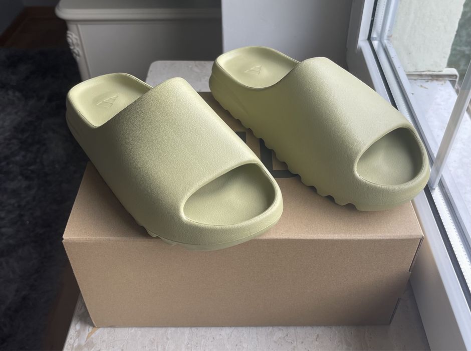 Klapki Adidas Yeezy Slide Resin rozm. 47