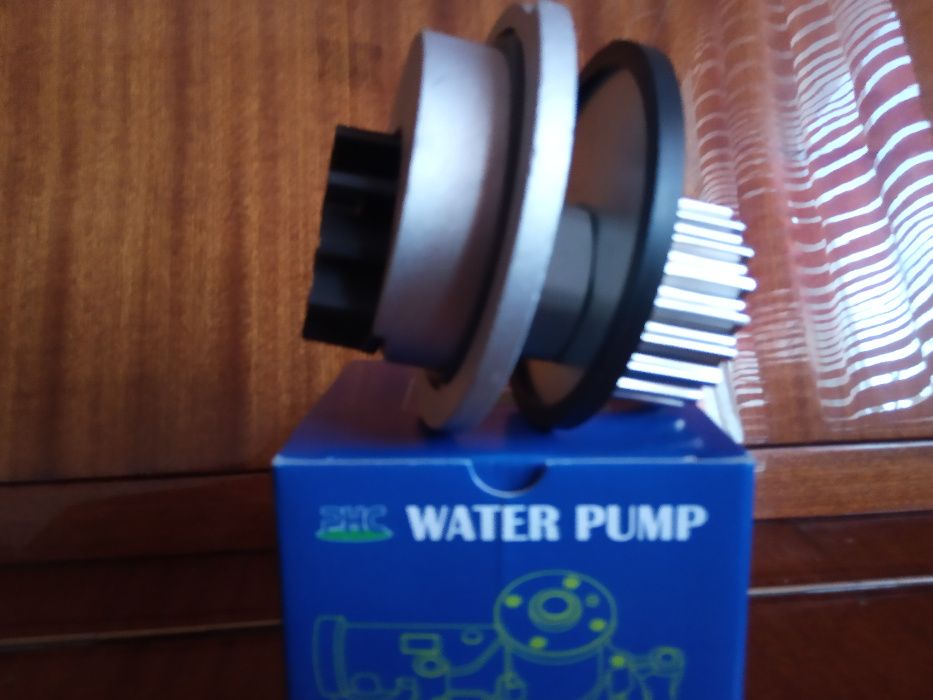 Насос водяной Ланос, Нексия, Авео, Лачетти с 16 клапанным мотоором 1.6