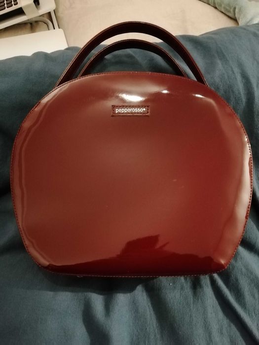 Mala de verniz bordô da Pepperosso