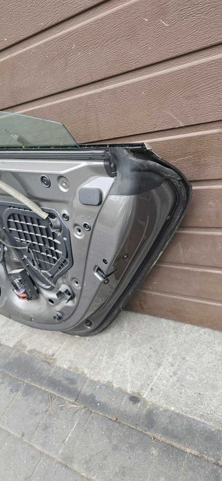 Drzwi prawy tył Audi A5 8T sportback lift LY1P