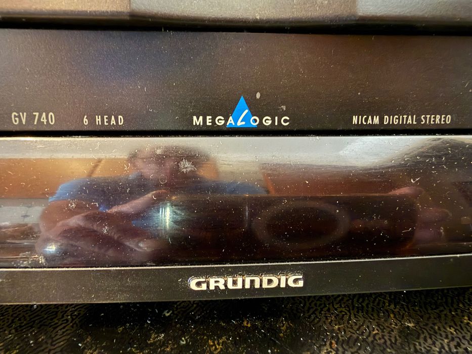 Grundig Leitor Gravador VHS
