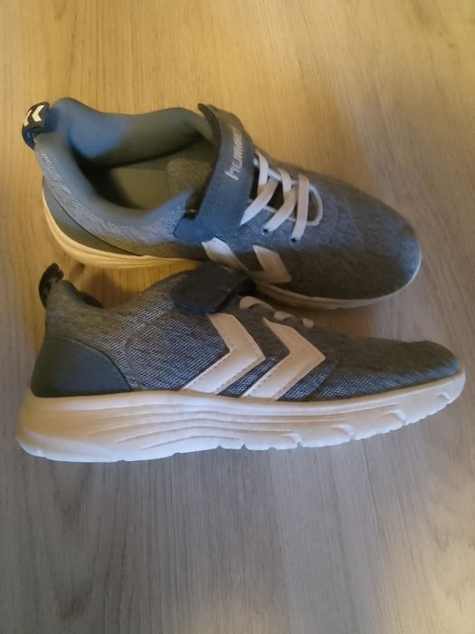 Зручні кросівки 32 розміру