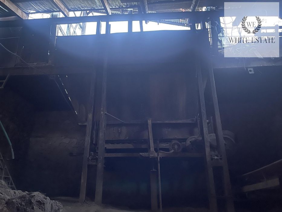 Продаж складського приміщення смт Залізці