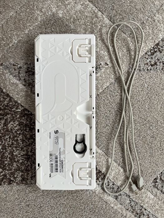 klawiatura SPC Gear onyx white GK630k pudding