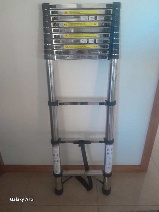 Escada de aço inoxidável 3.80 m