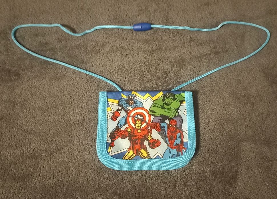 Portfel saszetka na sznurku dla dzieci Avengers Marvel