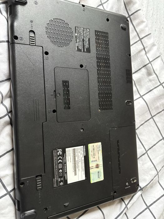 Laptop Toshiba Satellite A660-121