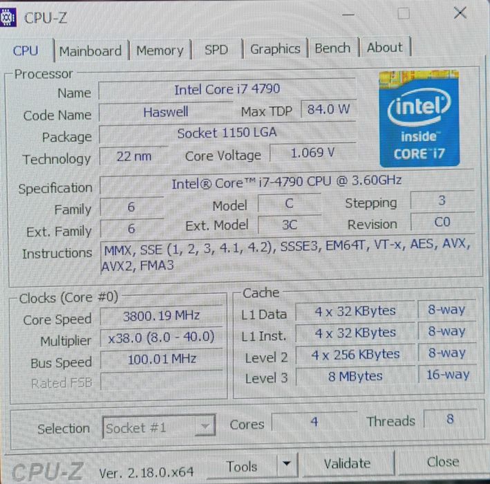 Vendo pc I7 a funcionar a 100%
