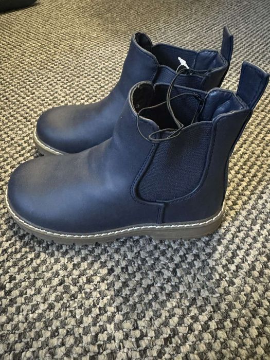 Черевики демісезонні нові