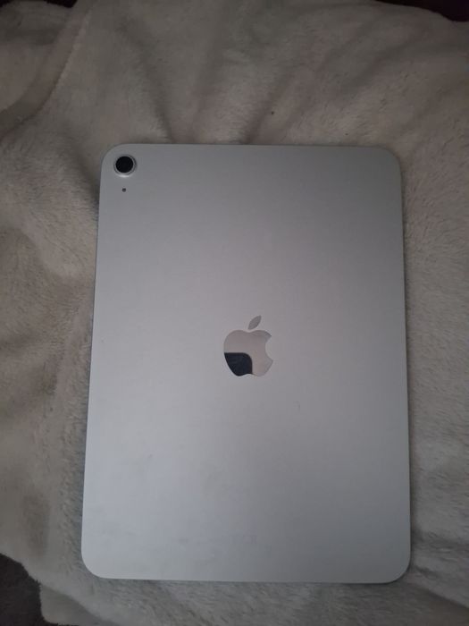 Ipad a11 kolor srebrny