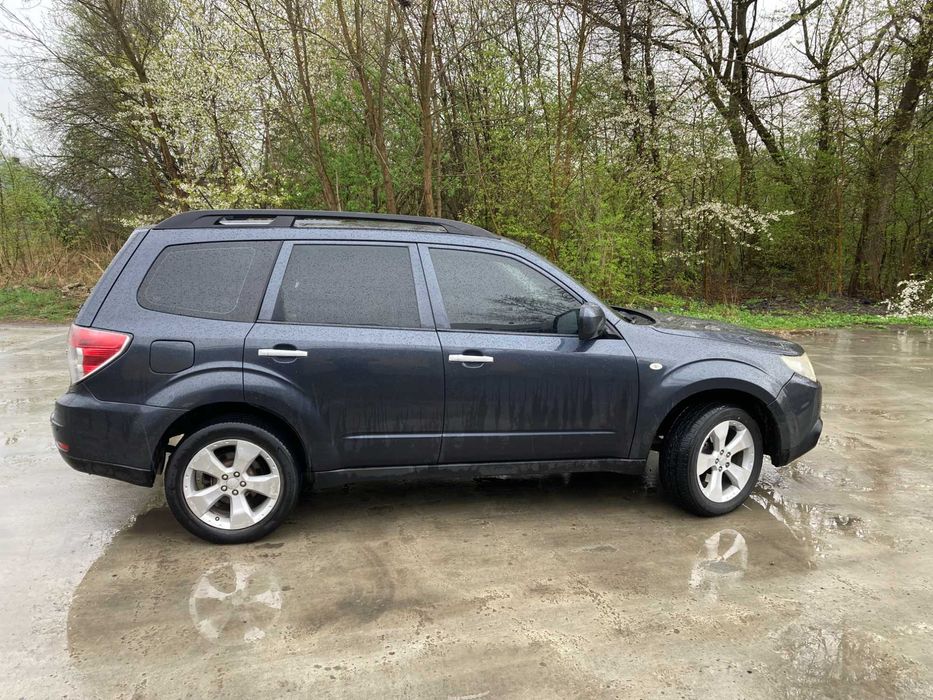 Гарне авто Повний привід