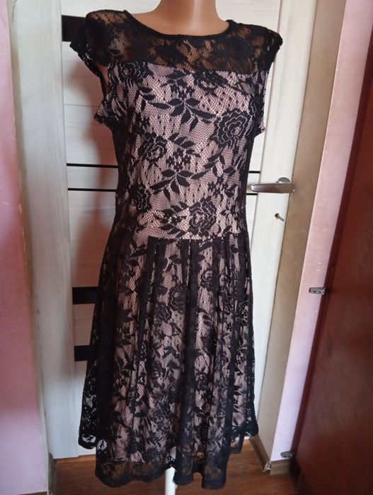 Чарівна сукня Dorothy Perkins