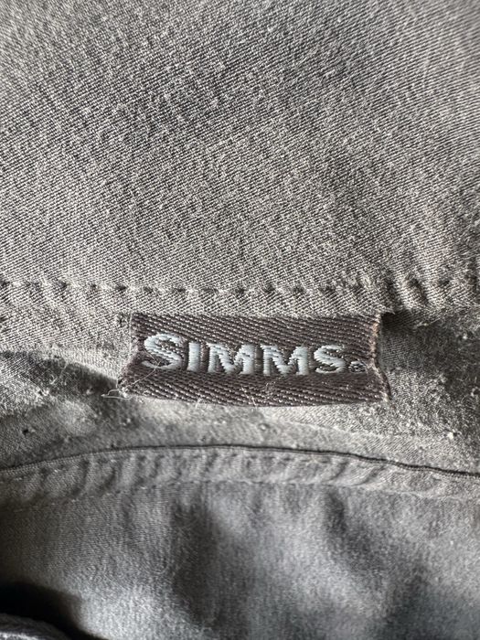 Simms krotkie spodenki