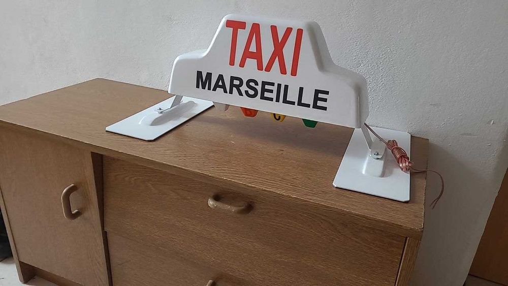 Wygląda jak w filmie „Marseillel”.