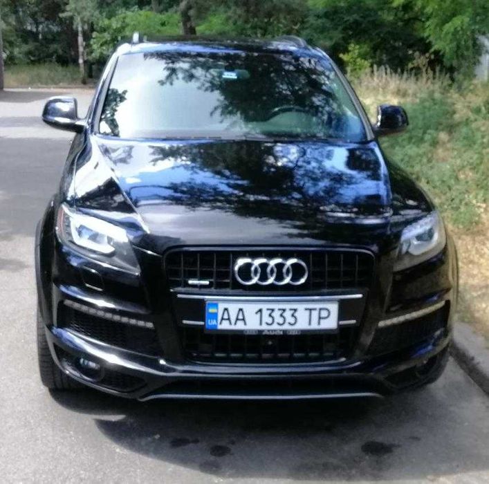 АВТО Audi Q7 2015