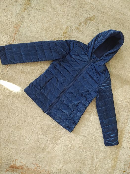 Kurtka wiosenna granatowa błyszcząca 152