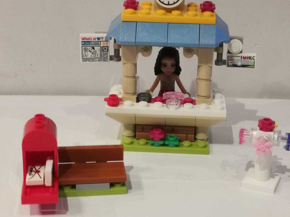 Klocki Lego Friends Turystyczny kiosk Emmy 41098