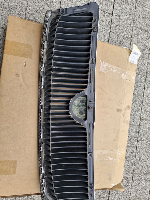 Gril atrapa zderzaka skoda oktawia
