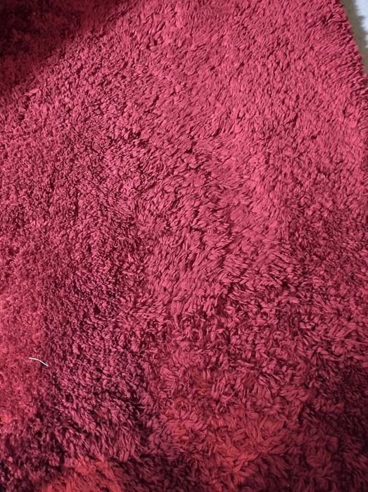dywan shaggy bordo
