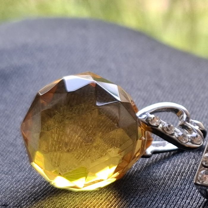 Szklany wisior handmade