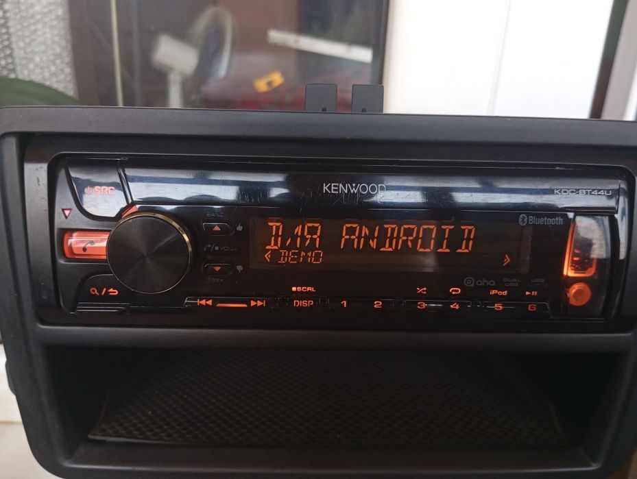 Kenwood KDC--BТ44U  громкая связь.bluetooth,RGB подсветка.
