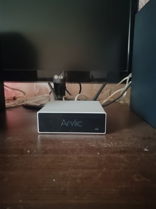 стриминговый проигрыватель + усилитель Arlic + колонки PHILIPS