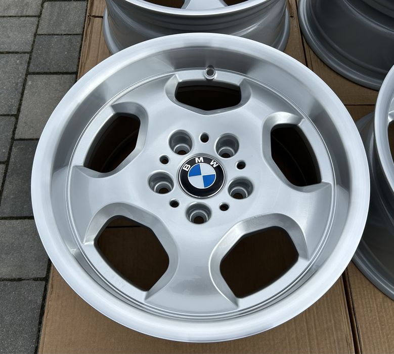 Felgi Bmw 16" ET15 7.5J 5x120 E39 E36 E38 E46 Rondell M Contour