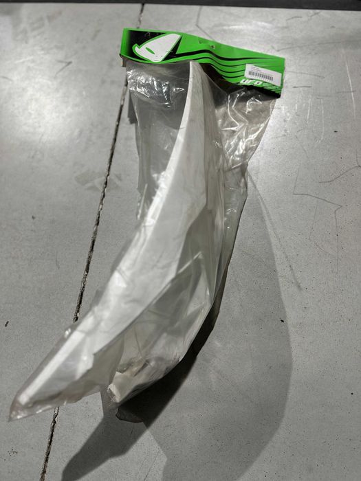 Guarda-lamas traseiro KTM 85-105 branco UFO