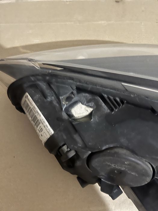 Фара Renault Megane 3 рестайл GT-line