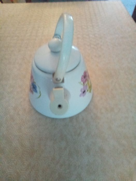 Chaleira para chá urgência