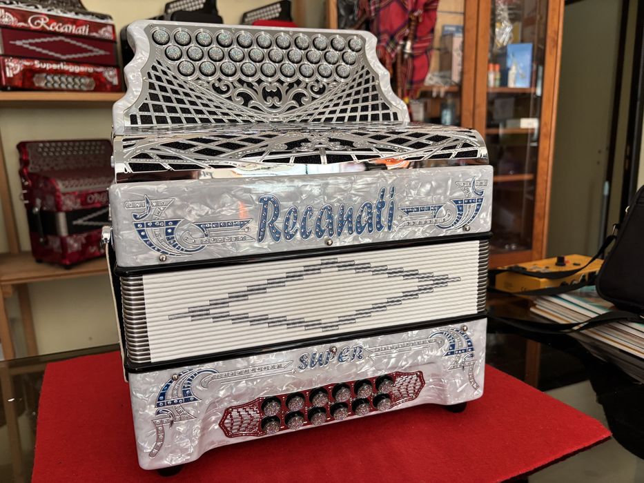 Concertinas novas à 3voz direta