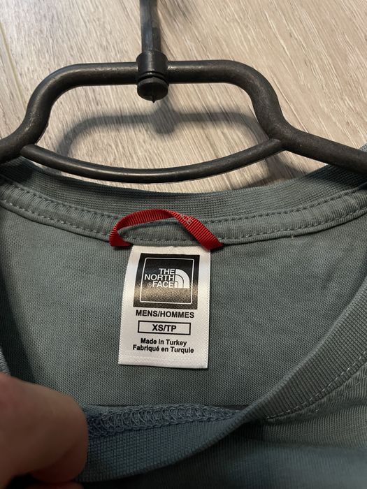 Футболка The North Face