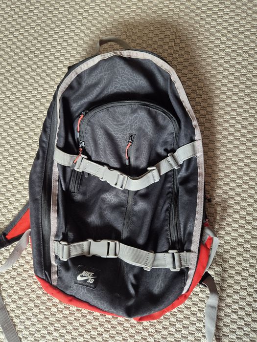 Mochila L Nike SB