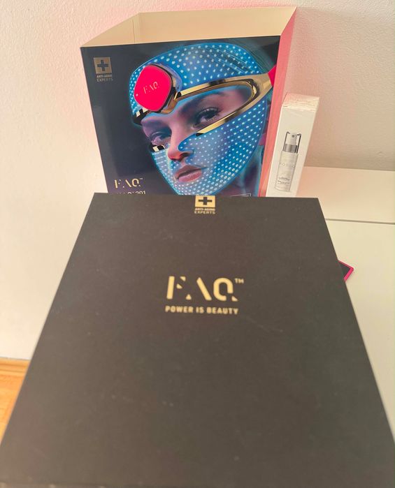 Maska LED FOREO FAQ™ 201