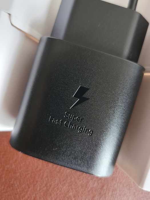 Samsung Carregador Super Fast Charging 25W
Super Fast Charging para