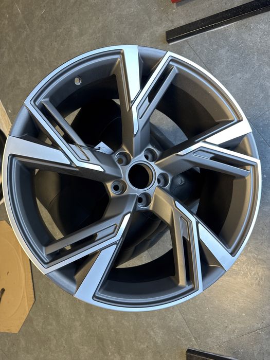 9j x 20" et25 5x112 pasuja do audi a5 a7 s7