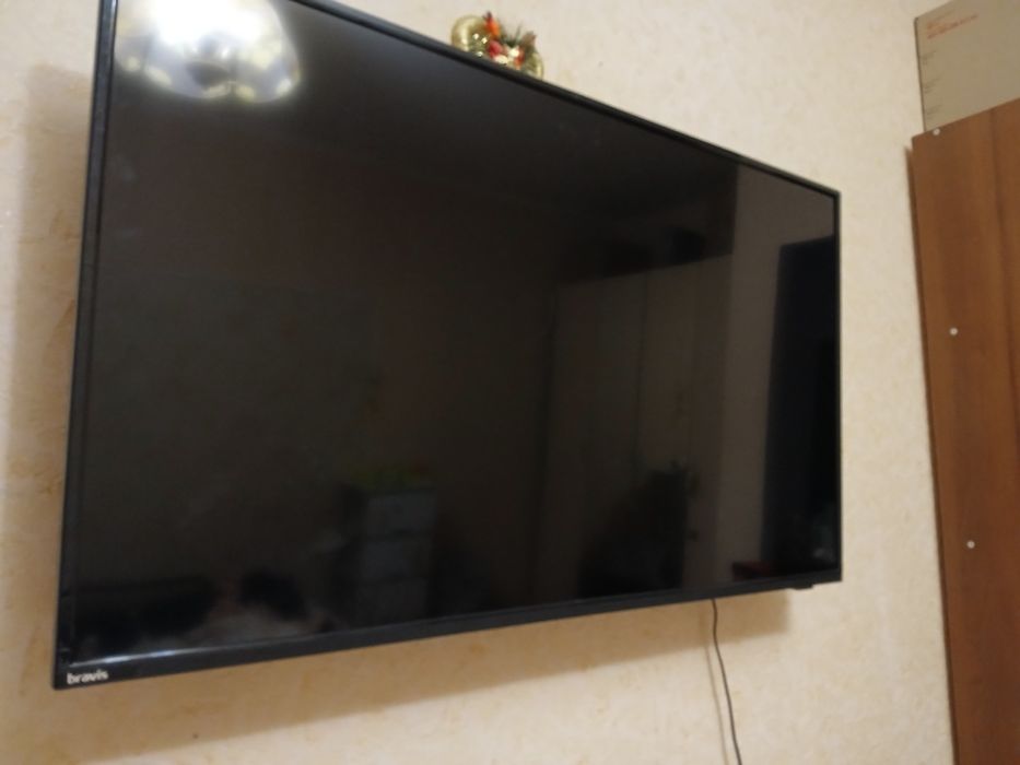 Телевизор  смарт 500 грн